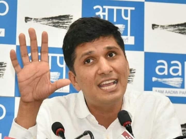 'जैसे-जैसे वैलेंटाइन पास आएगा लव लेटर बढ़ते जाएंगे', BJP और LG पर भड़के AAP नेता सौरभ भारद्वाज aam aadmi party Spokesperson saurabh bhardwaj Targets BJP Delhi LG, love letter statement 'जैसे-जैसे वैलेंटाइन पास आएगा लव लेटर बढ़ते जाएंगे', BJP और LG पर भड़के AAP नेता सौरभ भारद्वाज