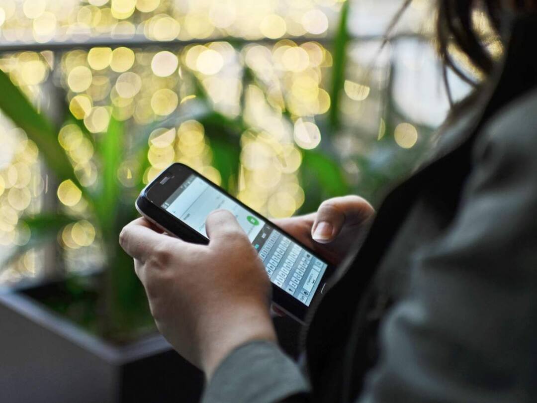 WhatsApp New Feature: వాట్సాప్లో పొరపాటున ‘డిలీట్ ఫర్ మీ’ కొట్టారా? ఇక నో ప్రాబ్లం - Undo ఫీచర్ వచ్చేసింది WhatsApp New Feature Now Lets You Undo the Accidental Delete for Me Action WhatsApp New Feature: వాట్సాప్లో పొరపాటున ‘డిలీట్ ఫర్ మీ’ కొట్టారా? ఇక నో ప్రాబ్లం - Undo ఫీచర్ వచ్చేసింది