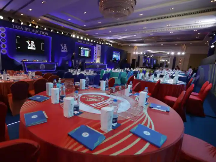 IPL 2023 auction know the purse Value and Players slot list of all teams in details here IPL Auction 2023: किस टीम में है कितने स्लॉट खाली, सभी फ्रेंजाइजियों के पर्स में है कितना पैसा, जानिए सबकुछ