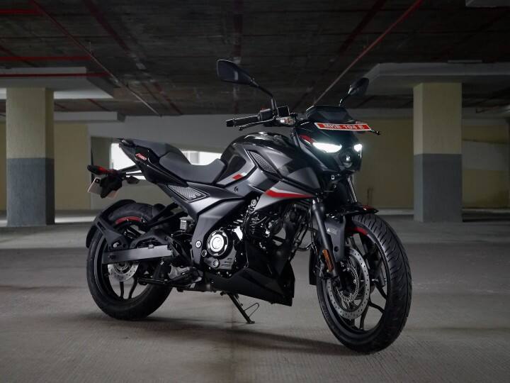 ABP Live Auto Awards 2022 Bike of the year Bajaj Pulsar N160 ABP Live Auto Awards 2022: बजाज की इस बाइक को मिला बाइक ऑफ द ईयर का अवॉर्ड