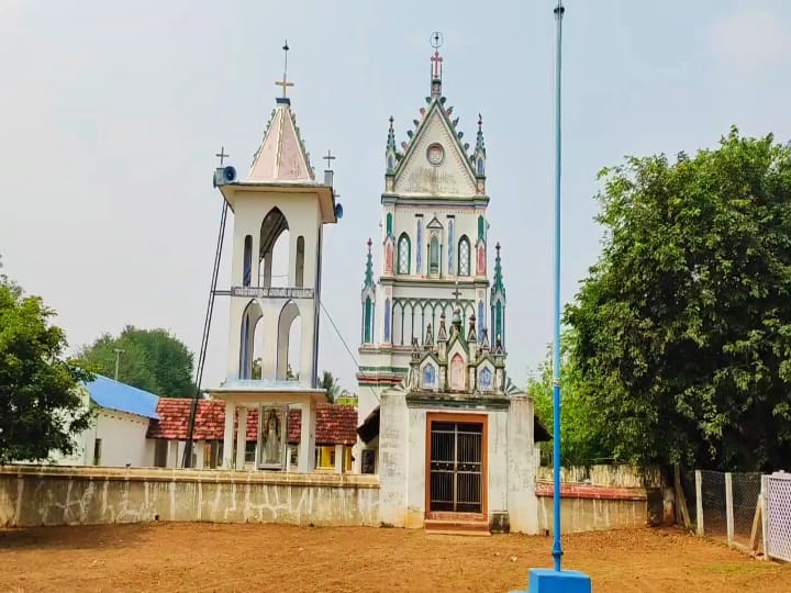 இந்துக்கள் , கிறிஸ்தவர்கள், இஸ்லாமியர்  இணைந்து கட்டிய பள்ளிவாசல் - தமிழகத்தில் மத நல்லிணக்க கிராமம்