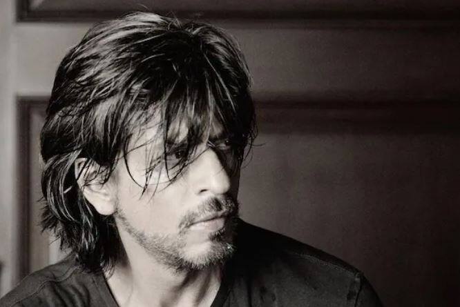 ਸ਼ਾਹਰੁਖ ਖਾਨ ਇਨ੍ਹੀਂ ਦਿਨੀਂ ਸੋਸ਼ਲ ਮੀਡੀਆ ਪਲੇਟਫਾਰਮ ਇੰਸਟਾਗ੍ਰਾਮ 'ਤੇ ਕਾਫੀ ਐਕਟਿਵ ਹਨ। ਜਿੱਥੇ ਉਹ ਆਪਣੀ ਫਿਲਮ ਨਾਲ ਜੁੜੀ ਹਰ ਅਪਡੇਟ ਪ੍ਰਸ਼ੰਸਕਾਂ ਨੂੰ ਦਿੰਦੇ ਨਜ਼ਰ ਆ ਰਹੇ ਹਨ।