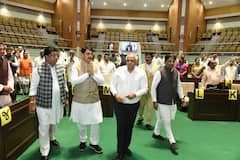 In Photos: શંકર ચૌધરીએ વિધાનસભા અધ્યક્ષ તરીકે સંભાળ્યો ચાર્જ, જુઓ ગૃહની અંદરની તસવીરો