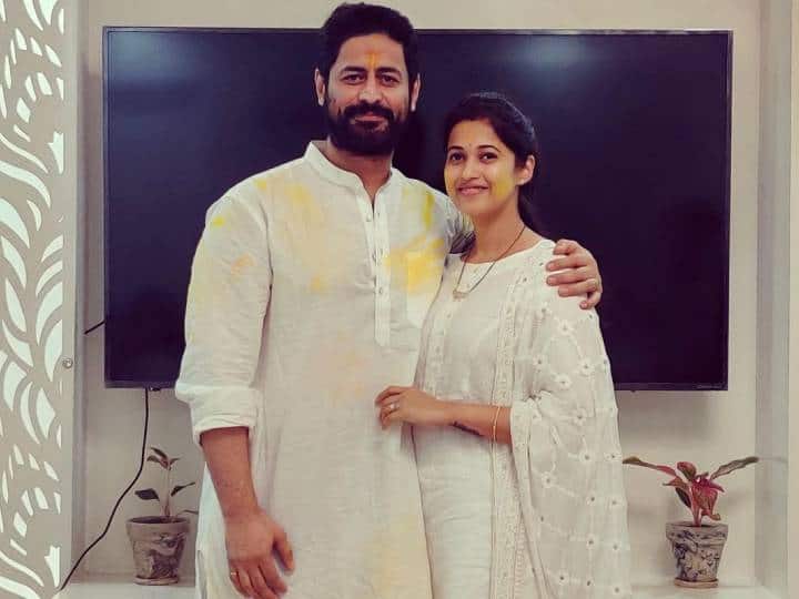 Devon Ke Dev Mahadev Actor Mohit Raina denies divorce rumours with wife Aditi Sharma Mohit Raina ने पत्नी संग तलाक की खबरों को बताया ‘बकवास’, पहली मैरिज एनिवर्सी को यूं कर रहे सेलिब्रेट