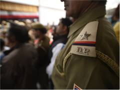 क्रिसमस और नए साल के जश्न को लेकर दिल्ली पुलिस ने जारी की गाइडलाइन्स, इन चीजों पर लगाई पाबंदी