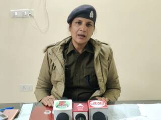 Raebareli News: सरकारी बाबू ने रेप पीड़िता को भी नहीं बख्शा! सहायता राशि हड़पी, केस दर्ज Raebareli News: सरकारी बाबू ने रेप पीड़िता को भी नहीं बख्शा! सहायता राशि हड़पी, केस दर्ज