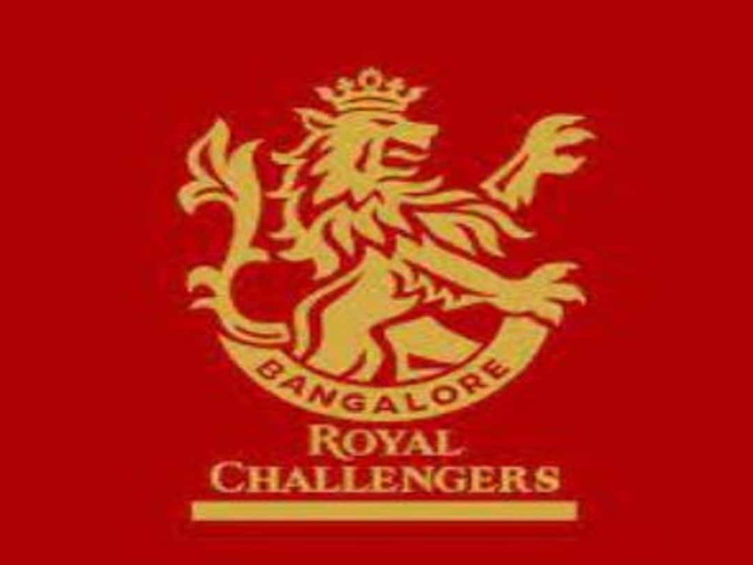 Overseas seamer Indian top-order batter on RCB's radar RCB's radar: ఐపీఎల్ మినీ వేలం- వారిపై రాయల్ ఛాలెంజర్స్ బెంగళూరు కన్ను