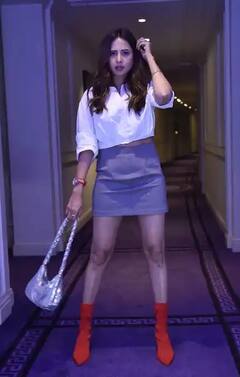 Bollywood : આ અભિનેત્રીએ કરી બતાવી કમાલ, ખુશીમાં શેર કરી પોતાની સુંદર તસવીરો