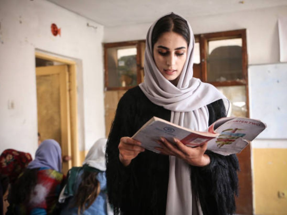 In Rare Snub To Taliban, Afghanistan Minister Calls For Scrapping Ban On Education For Women