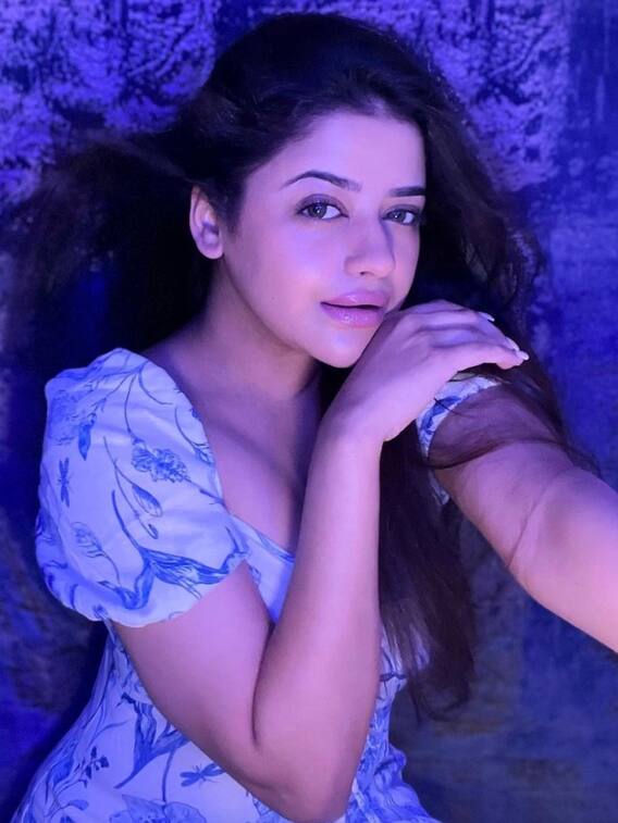 बेहद खूबसूरत हैं रवि किशन की बेटी रीवा किशन