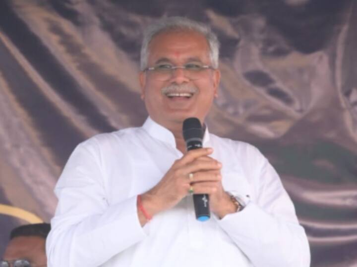 Chhattisgarh Politics government buildings in painted with cow dung paint only cm Bhupesh Baghel instructions to officials ANN Chhattisgarh Politics: सीएम बघेल का अधिकारियों को सख्‍त निर्देश, जानें क्यों कहा-गोबर पेंट से ही करें सरकारी भवनों में रंग-रोगन