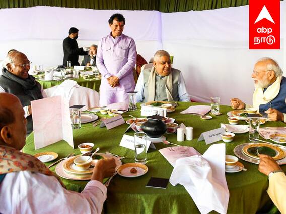 PM Modi meet Mallikarjun Kharge : மத்திய அரசு அளித்த விருந்து.. பிரதமருடன் உணவருந்திய கார்கே..