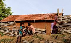 इगतपुरी तालुक्यात वेठबिगारीमुळे झालेल्या घटनेची लक्षवेधी नागपूर अधिवेशनात मांडली.