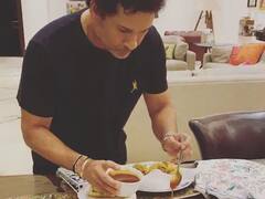 In Pics : 100 कोटींच्या बंगल्यात राहतो सचिन तेंडुलकर', पाहा घराच्या आतील फोटो