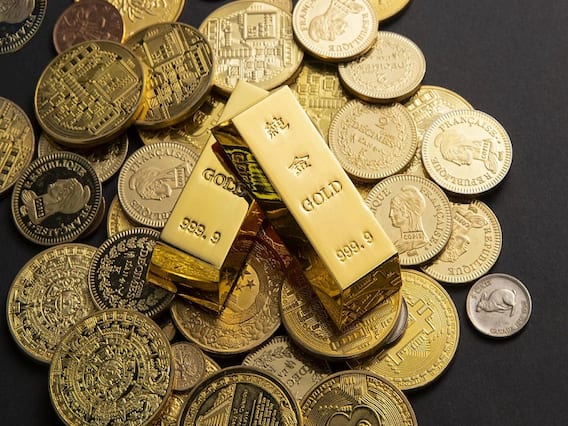 Sovereign Gold Bond: इस साल सस्ता सोना खरीदने का है यह आखिरी मौका, 23 दिसंबर तक SGB में निवेश कर पाएं तगड़ा रिटर्न Sovereign Gold Bond: इस साल सस्ता सोना खरीदने का है यह आखिरी मौका, 23 दिसंबर तक SGB में निवेश कर पाएं तगड़ा रिटर्न