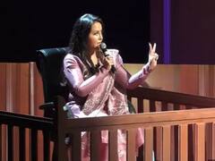Amruta Fadnavis : महात्मा गांधी जुन्या काळातील तर पंतप्रधान नरेंद्र मोदी नव्या भारताचे राष्ट्रपिता; अमृता फडणवीस यांचं वक्तव्य
