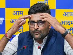 भगवान कृष्ण पर टिप्पणी के मामले में गुजरात के AAP प्रमुख इटालिया गिरफ्तार, थाने से ही मिली जमानत