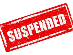 सूरजपुर में महिला क्लर्क का रिश्वत लेते वीडियो वायरल, कलेक्टर ने किया सस्पेंड