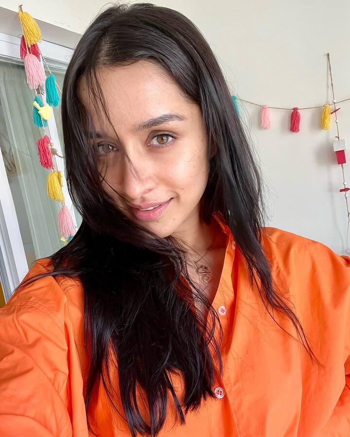 శ్రద్ధా కపూర్ అందమైన ఫోటోలు -Image Credit: Shraddha Kapoor/Instagram