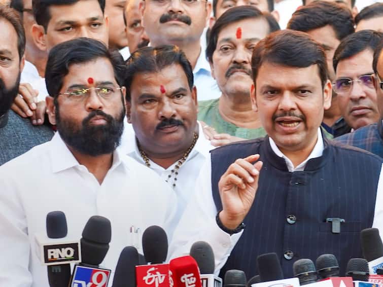 Will Study 'Love Jihad' Laws Of Other States Before Taking Any Decision: Maha Deputy CM Fadnavis Will Study 'Love Jihad' Laws Of Other States Before Taking Any Decision: Maha Deputy CM Fadnavis