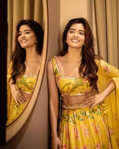 Amritha Aiyer: ట్రెడిషనల్ డ్రెస్ లో ఆకట్టుకుంటున్న అమృత