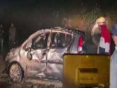 लखनऊ में गोमती नदी में गिरी कार, दो लोगों को बचाया गया, दो की हो रही है तलाश, कुत्ते की मौत