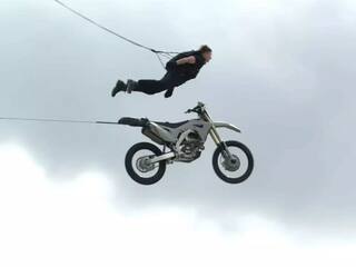 શું તમે ટોમ ક્રૂઝનો આ સ્ટંટ જોયો છે? ના તો અત્યારે જ જોઈ લો, એક્ટરે શેર કર્યો હાઈ રિસ્ક વીડિયો