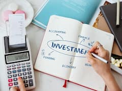 Investment Tips: केवल 500 रुपये निवेश करके भविष्य के लिए बनाएं मोटा फंड, जानें इंवेस्टमेंट के इन 5 ऑप्शन्स के डिटेल्स