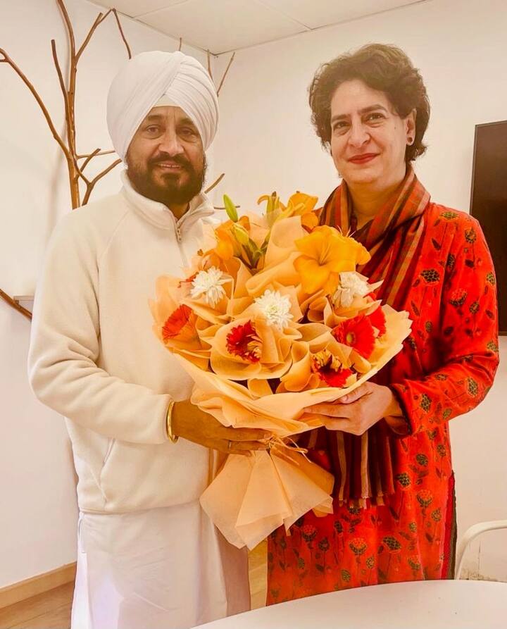 चरणजीत सिंह चन्नी रातों-रात पंजाब का मुख्यमंत्री बनने के बाद कांग्रेस का एक बड़ा चेहरा बन के उभरे थे. हालांकि चन्नी ने 19 दिसंबर को दिल्ली में प्रियंका गाधी से मुलाकात की थी.