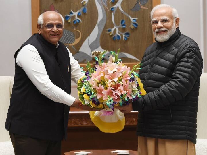 Gujarat CM Bhupendra Patel meets PM Modi in delhi seeks his guidance in administration Gujarat CM Meets PM Modi: गुजरात सीएम भूपेंद्र पटेल ने पीएम मोदी से की मुलाकात, दोनों के बीच हुई ये बात