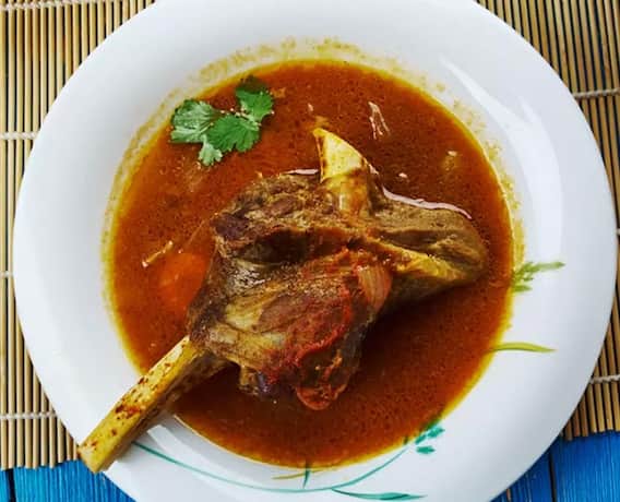 खाने-पीने के हैं शौकीन तो भोपाल के इन लजीज व्यंजन को जरूर करें ट्राई, मुंंह में जाते ही घुल जाएगा स्वाद खाने-पीने के हैं शौकीन तो भोपाल के इन लजीज व्यंजन को जरूर करें ट्राई, मुंंह में जाते ही घुल जाएगा स्वाद