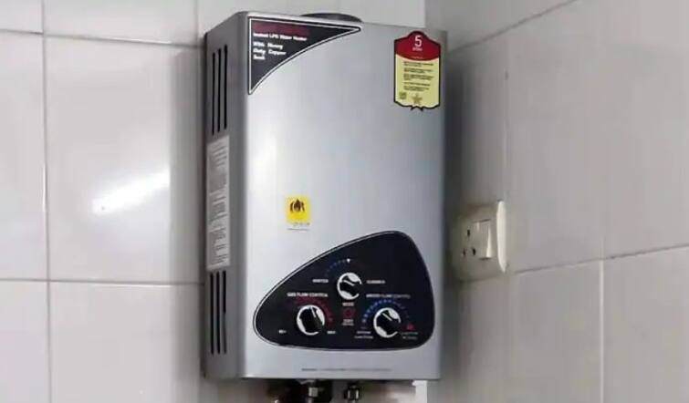 what is different between gas water heater and electric water heater Types Of Geyser: ਆਸਾਨ ਭਾਸ਼ਾ ਵਿੱਚ ਸਮਝੋ ਇਲੈਕਟ੍ਰਿਕ ਅਤੇ ਗੈਸ ਗੀਜ਼ਰ ‘ਚ ਫਰਕ, ਫਿਰ ਫੈਸਲਾ ਕਰੋ ਕਿ ਕਿਹੜਾ ਲੈਣਾ ਹੈ