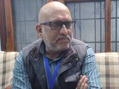 स्मृति ईरानी पर लटके-झटके वाले बयान को लेकर अड़े अजय राय, कहा- 'ये अश्लील शब्द नहीं'