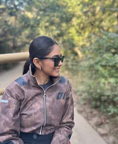 Mrunal Thakur: సఫారీ పార్కులో మృణాల్ ఠాకూర్ ఎంజాయ్