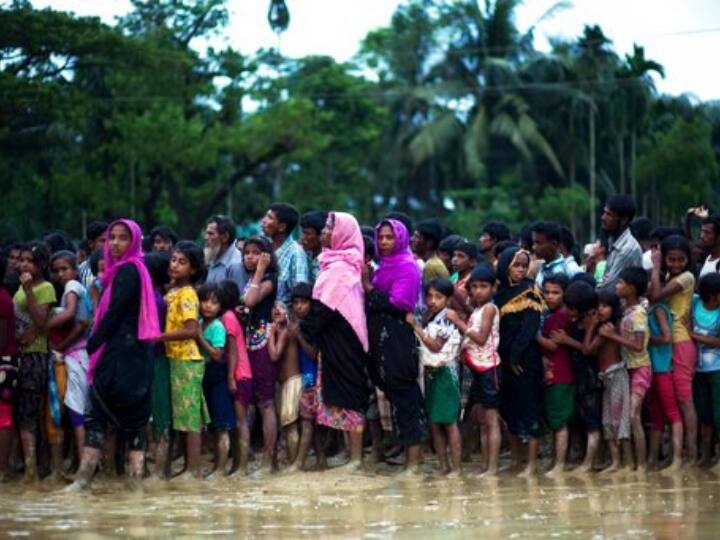 Rohingya Muslim minority More than 100 Rohingya stranded near Andaman Islands many die अंडमान के पास समुद्र में फंसे 100 से ज्यादा रोहिंग्या, भूख-प्यास और डूबने से कइयों के मरने की आशंका