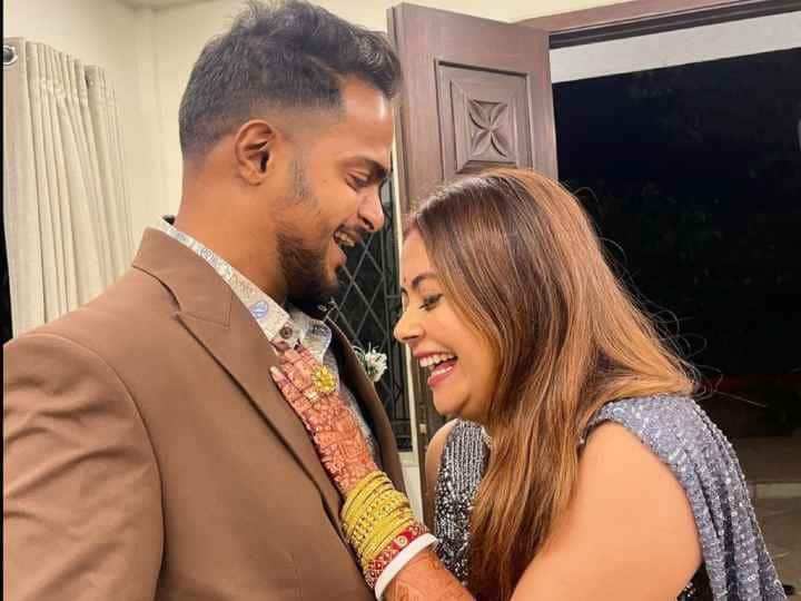 Devoleena-Shahnawaz की शादी से टूटा इस एक्टर का दिल! लिखा- 'मैं उससे 1000 गुना बेटर था मुझे रिजेक्ट क्यों किया' Devoleena bhattacharjee rejects KRK Love proposal Kamaal R khan upset with her decision to marry Shahnawaz Shaikh Devoleena-Shahnawaz की शादी से टूटा इस एक्टर का दिल! लिखा- 'मैं उससे 1000 गुना बेटर था मुझे रिजेक्ट क्यों किया'