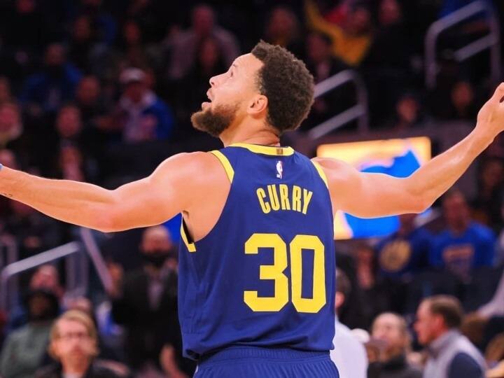 basketball player Stephen Curry 5 straight full court shots watch video basketball player Stephen Curry 5 straight full court shots watch video