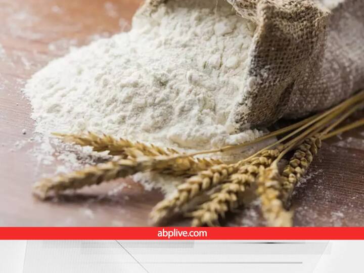 wheat flour price in india hike 40 percent know reasons of rate increased Wheat Flour : वाढता वाढता वाढे... तुमच्या ताटातल्या चपातीची किंमत वाढली, एका वर्षात पिठाचे दर 40 टक्क्यांनी वधारले; नेमकं कारण काय?