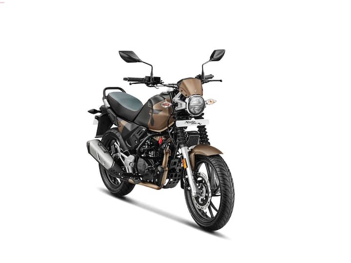 देशातील आघाडीची दुचाकी उत्पादक Hero MotoCorp ने आपली नवीन बाईक XPulse 200T 4V देशात लॉन्च केली आहे. नवीन मॉडेल अधिक पॉवरफुल फोर-वाल्व्ह इंजिन आणि काही कॉस्मेटिक बदलांसह सादर करण्यात आली आहे.