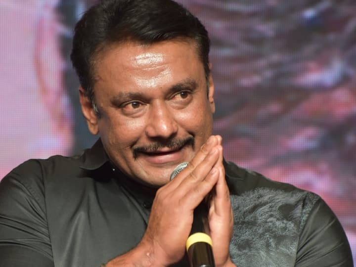 Kannada Star Darshan Breaks Silence on Slipper Attack, Thanks Kiccha Sudeep Darshan On Slipper Attack: चप्पल कांड पर पहली बार दर्शन ने तोड़ी चुप्पी, किच्चा सुदीप को लेकर कही ये बात