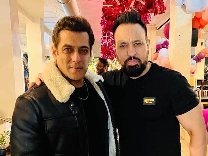 Salman Khan Will launch Bodyguard Shera Son Dabangg Actor Searching Actress Shera Son Tiger Debut: बॉडीगार्ड शेरा के बेटे को लॉन्च करेंगे सलमान खान, एक्ट्रेस की तलाश में खुद जुटे एक्टर