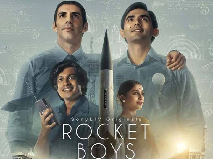 इस साल सोनी लिव पर रिलीज हुई वेब सीरीज 'रॉकेट बॉयज' को बेस्ट सीरीज के साथ-साथ कुल 5 अलग-अलग कैटेगरी में अवॉर्ड से सम्मानित किया गया है.