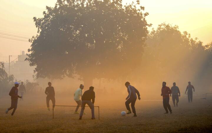 West Bengal Weather: শীতের কনকনে হাওয়ায় ঘুম ভাঙল কলকাতার, কেমন থাকবে বড়দিনের আবহাওয়া?