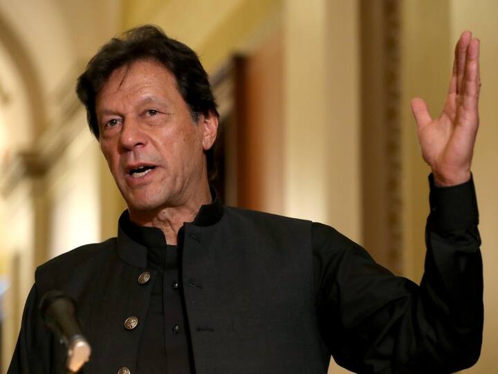 Pakistan Former PM Imran Khan dissolving assemblies constitutional right slams former army chief Qamar Javed Bajwa Pakistan: इमरान खान बोले- विधानसभाएं भंग करना संवैधानिक अधिकार, आर्थिक संकट के लिए बाजवा दोषी