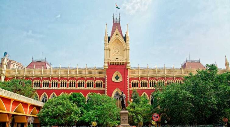 Notice For OMRs Of 952 Candidates Of 1st SLST Of 2016 Have Been Published As Per The Order Of Justice Abhijit Ganguli Of Calcutta High Court Abhijit Ganguli: ওএমআর শিট বিতর্ক! হাইকোর্টের নির্দেশ মেনে নবম-দশমের ৯৫২ জনের তালিকা প্রকাশ কমিশনের