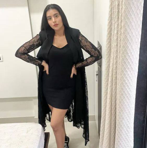 ਚਾਰੂ ਦੀ ਘਬਰਾਹਟ ਦਾ ਕਾਰਨ ਇਹ ਹੈ ਕਿ ਹੁਣ ਉਸ ਦੇ ਨਾਲ ਜਿਯਾਨਾ ਵੀ ਹੈ। ਚਾਰੂ ਨੇ ਹਾਲ ਹੀ 'ਚ ਇਕ ਇੰਟਰਵਿਊ 'ਚ ਦੱਸਿਆ ਹੈ ਕਿ ਜਦੋਂ ਉਨ੍ਹਾਂ ਨੇ ਟੀਵੀ 'ਤੇ ਵਾਪਸੀ ਕਰਨ ਬਾਰੇ ਸੋਚਿਆ ਤਾਂ ਉਨ੍ਹਾਂ ਨੂੰ ਕਿਸ ਤਰ੍ਹਾਂ ਦੀਆਂ ਮੁਸ਼ਕਿਲਾਂ ਦਾ ਸਾਹਮਣਾ ਕਰਨਾ ਪਿਆ।