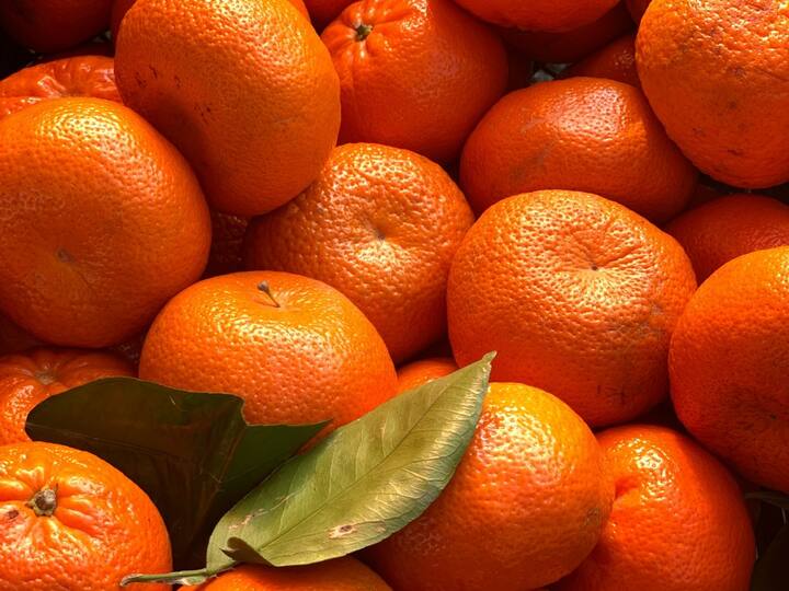 Health benefits of eating orange in Telugu Orange Benefits: కరోనాకు భయపడుతున్నారా? రోజుకో నారింజ తినండి, ఎందుకంటే..