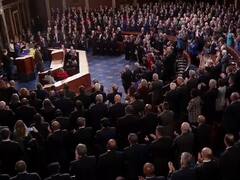 Zelensky US Visit: अमेरिकी राष्ट्रपति के साथ इस जिंदादिली से मिले यूक्रेनी राष्ट्रपति जेलेंस्की, दोनों के बीच दिखी जुगलबंदी, देखें तस्वीरें