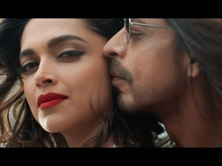 Pathaan New Song Jhoome Jo Pathan Out Dipika Padukon Shah Rukh Khan Movie Song Video Pathaan Song 'Jhoome Jo' Out: SRK And Deepika Set The Screen On Fire With Their Sizzling Chemistry