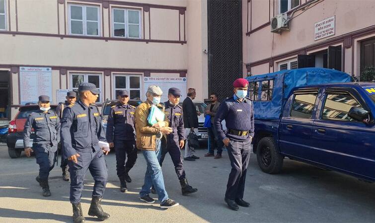 Crime marathi news nepal bikini killer charles sobhraj will come out of jail after 19 years nepals supreme court orders Bikini Killer : आधी परदेशी मुलींशी मैत्री, नंतर करायचा हत्या; तब्बल 19 वर्षांनंतर 'बिकिनी किलर' चार्ल्स शोभराज तुरुंगातून बाहेर येणार 